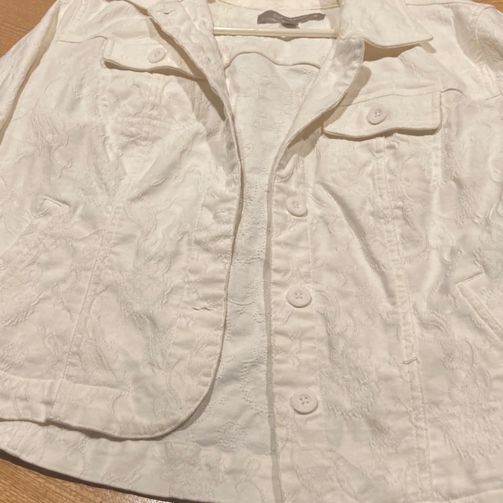 White with design, Jean Jacket - Picture 6 of 10